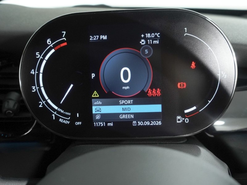 2024 (24) MINI HATCHBACK 1.5 Cooper Sport 5dr 5881652