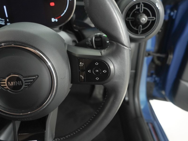 2024 (24) MINI HATCHBACK 1.5 Cooper Sport 5dr 5881646