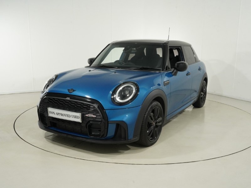 2024 (24) MINI HATCHBACK 1.5 Cooper Sport 5dr 5881609