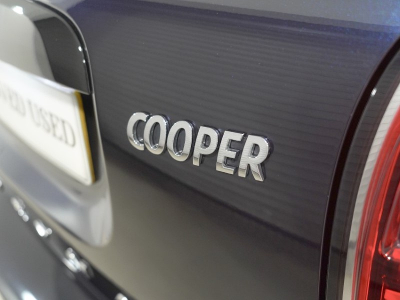 2022 (72) MINI COUNTRYMAN 1.5 Cooper Exclusive 5dr Auto 1