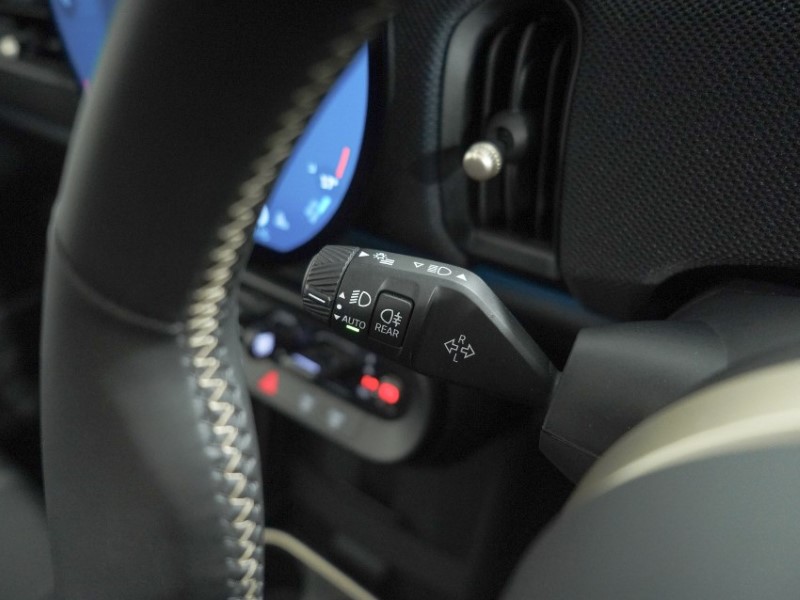 2025 (75) MINI COOPER 1.5 C Classic 5dr Auto 5825589