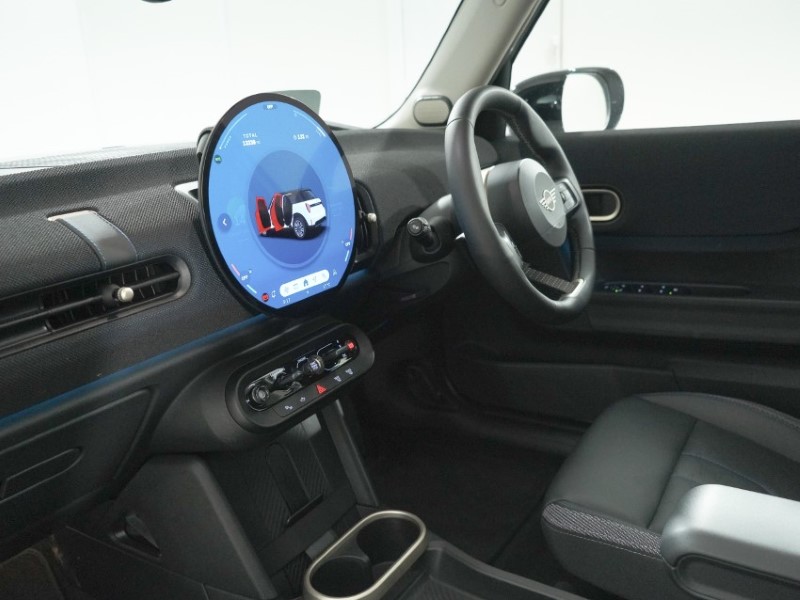 2025 (75) MINI COOPER 1.5 C Classic 5dr Auto 5825567
