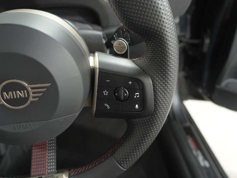 2025 (75) MINI COOPER 2.0 S Sport 5dr Auto 5860139