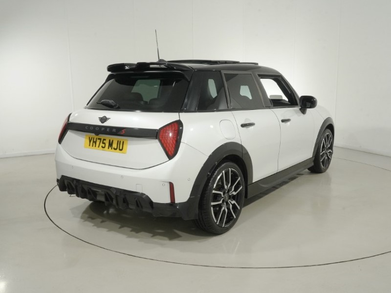 2025 (75) MINI COOPER 2.0 S Sport 5dr Auto 5874152