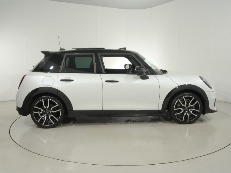 2025 (75) MINI COOPER 2.0 S Sport 5dr Auto 5874153