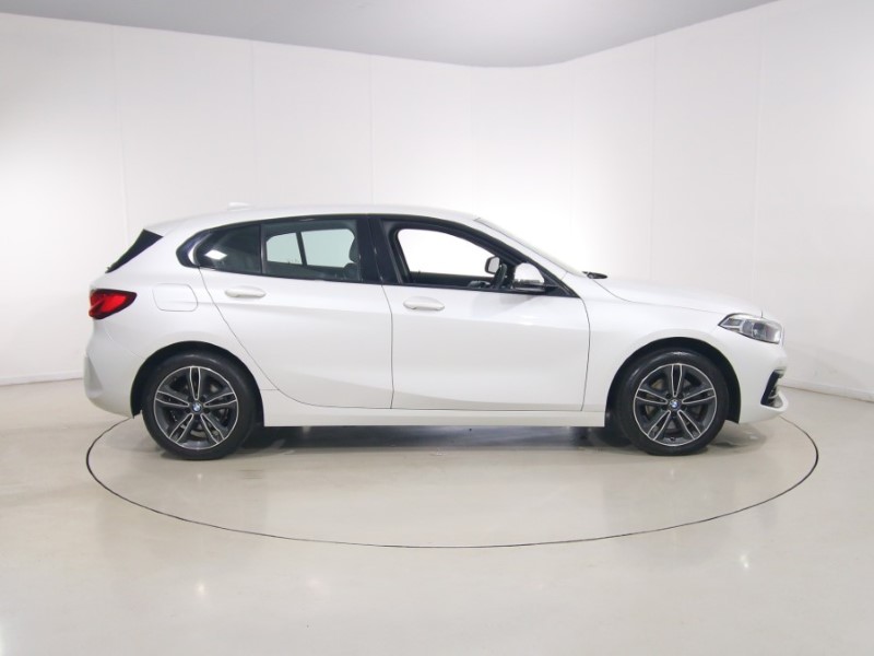 2020 (70) BMW 1 SERIES 118i Sport 5dr 5834732