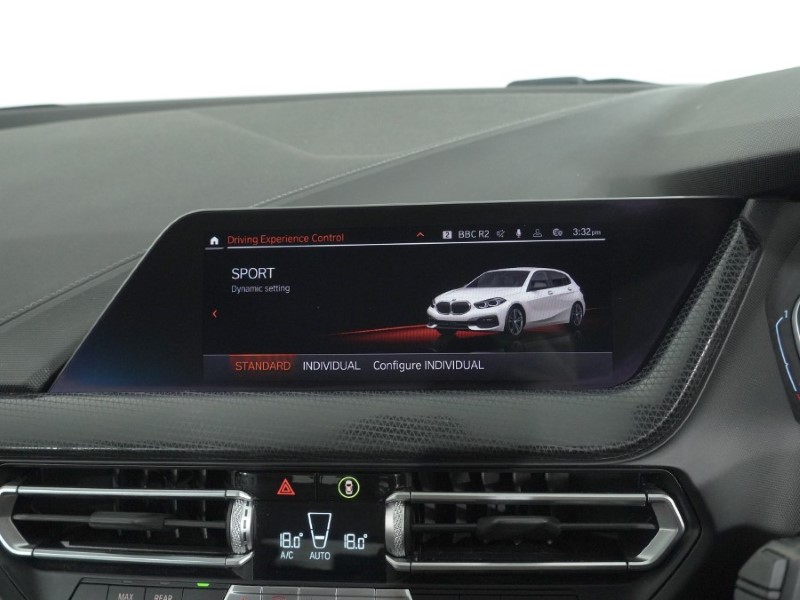 2020 (70) BMW 1 SERIES 118i Sport 5dr 5834711