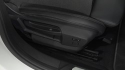 2020 (70) BMW 1 SERIES 118i Sport 5dr 5834702