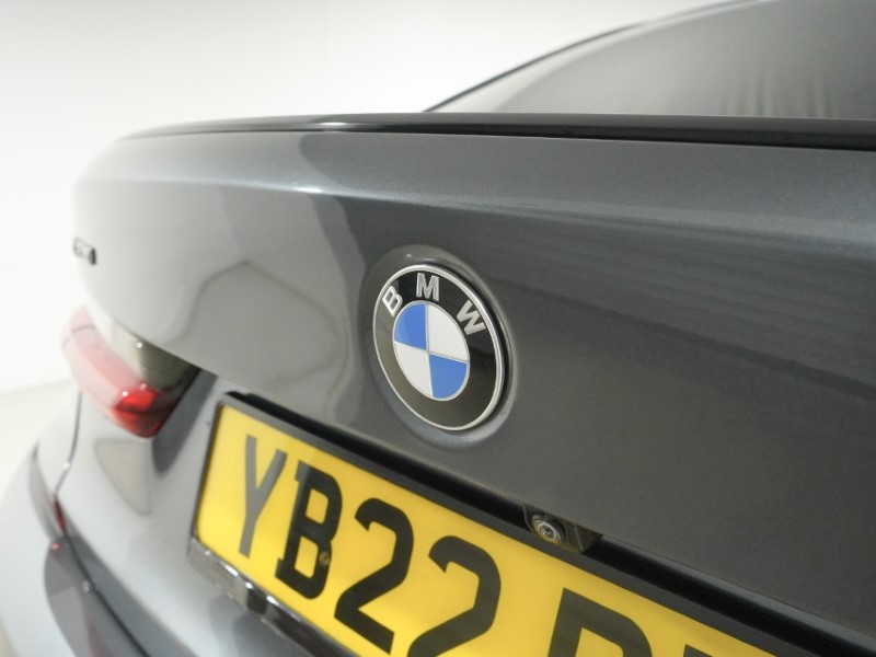 2022 (22) BMW 3 SERIES M340d xDrive MHT 4dr Step Auto 5825458