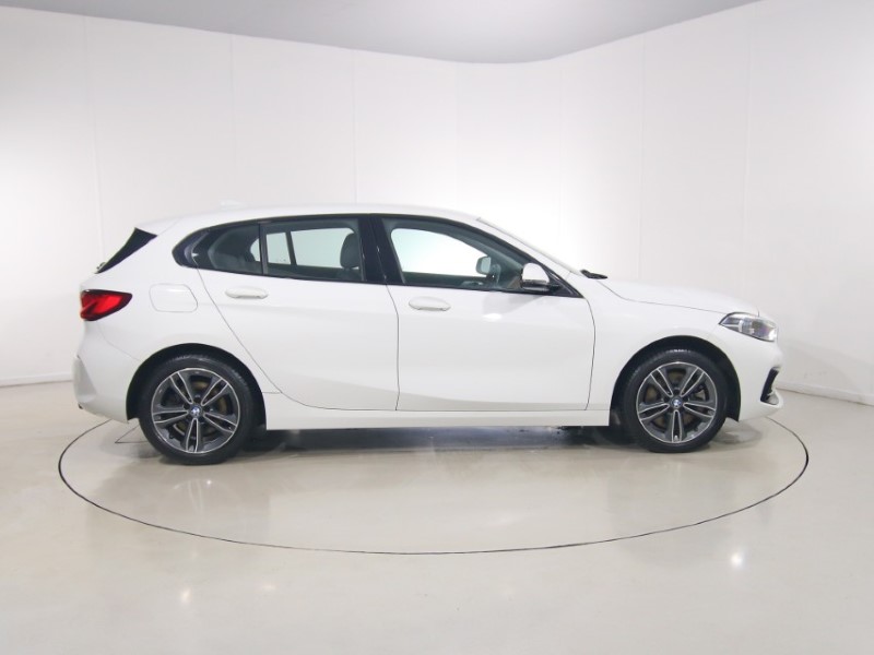 2020 (70) BMW 1 SERIES 120d xDrive Sport 5dr Step Auto 5843503