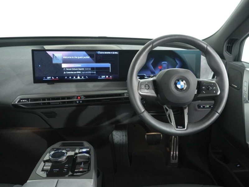 2026 (26) BMW iX 300kW xDrive45 M Sport 101kWh 5dr Auto 5843753