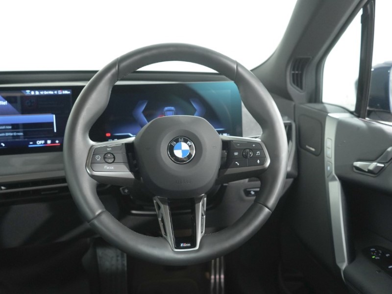 2026 (26) BMW iX 300kW xDrive45 M Sport 101kWh 5dr Auto 5843756