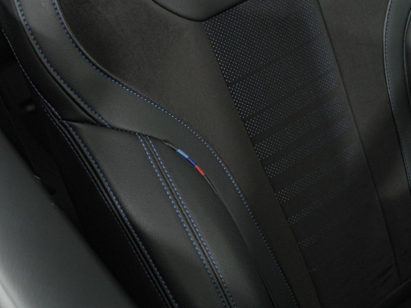 2023 (73) BMW 2 SERIES 220i M Sport 2dr Step Auto 5840954