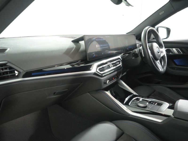 2023 (73) BMW 2 SERIES 220i M Sport 2dr Step Auto 5840919