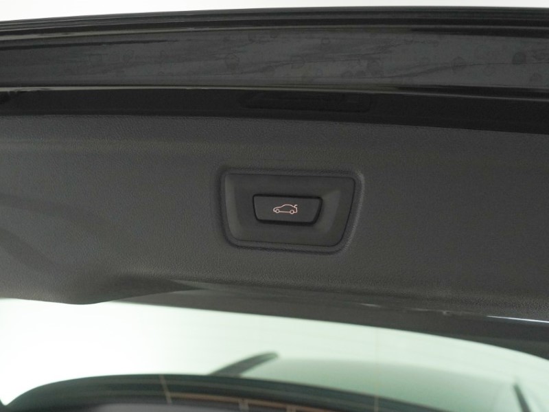 2026 (26) BMW 3 SERIES 320i M Sport 5dr Step Auto 5819499
