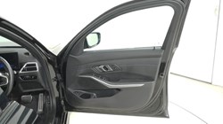 2026 (26) BMW 3 SERIES 320i M Sport 5dr Step Auto 5819517