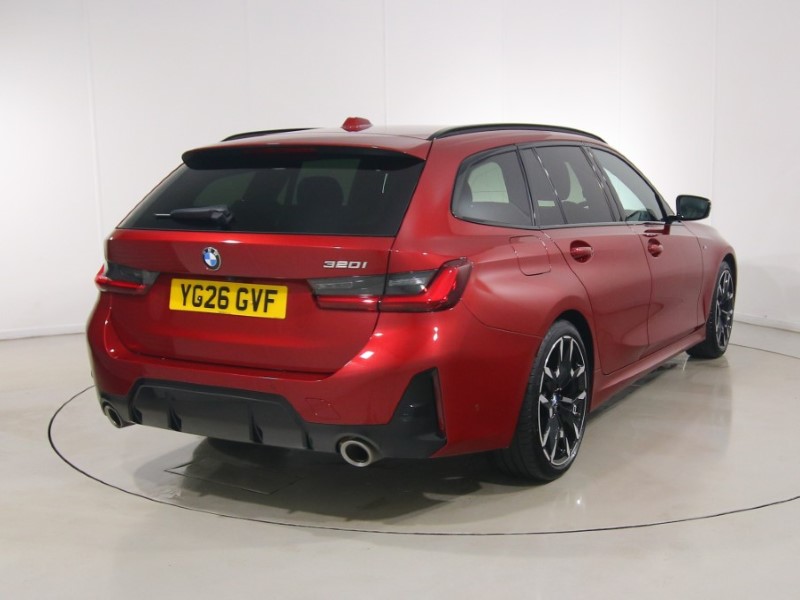 2026 (26) BMW 3 SERIES 320i M Sport 5dr Step Auto 5827826