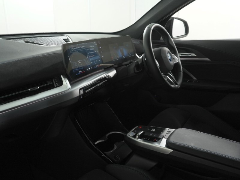 2026 (26) BMW iX2 150kW eDrive20 M Sport 65kWh 5dr Auto 5876759