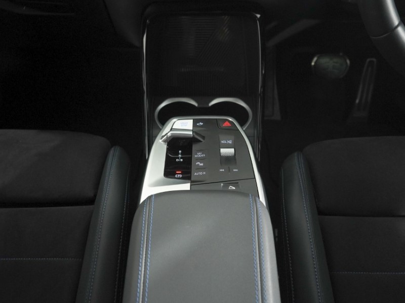 2026 (26) BMW iX2 150kW eDrive20 M Sport 65kWh 5dr Auto 5876765