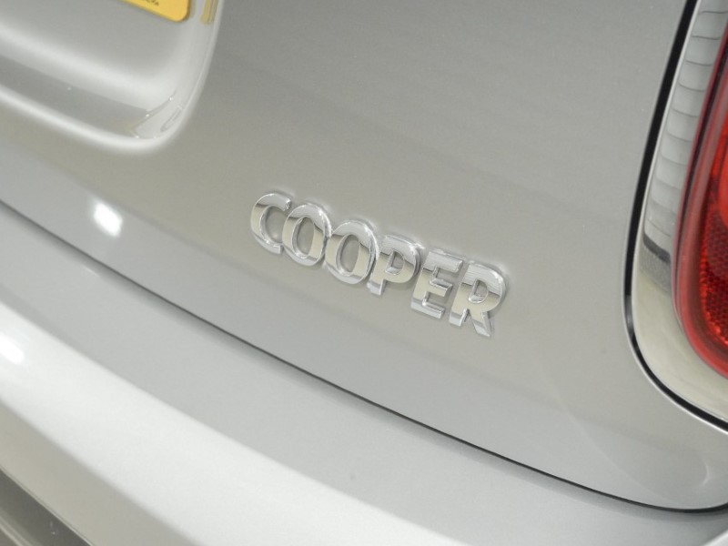 2024 (73) MINI HATCHBACK 1.5 Cooper Classic 5dr 5838020