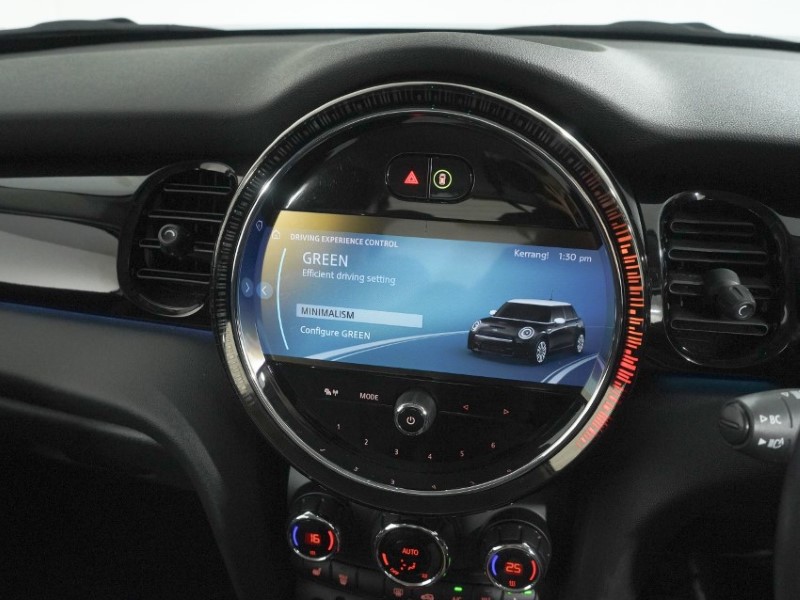 2024 (73) MINI HATCHBACK 1.5 Cooper Classic 5dr 5838064