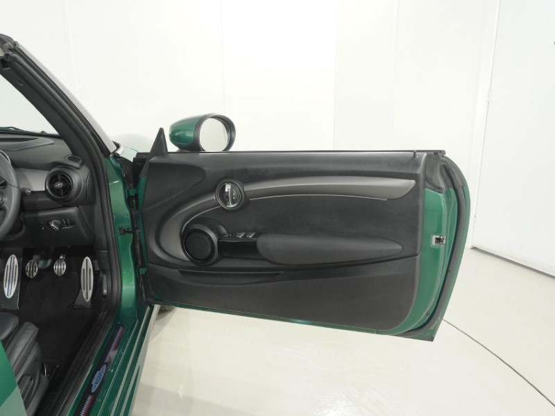 2024 (24) MINI CONVERTIBLE 2.0 John Cooper Works 2dr 5879111
