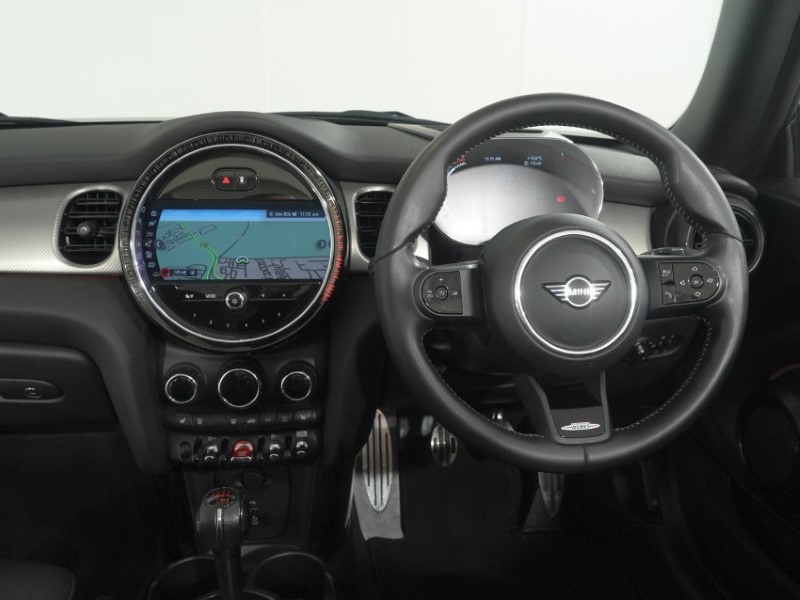 2024 (24) MINI CONVERTIBLE 2.0 John Cooper Works 2dr 5879102