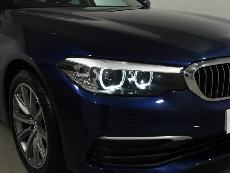 2018 (68) BMW 5 SERIES 520d SE 5dr Auto 5847428