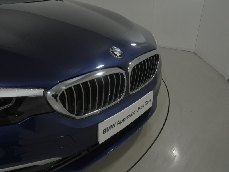 2018 (68) BMW 5 SERIES 520d SE 5dr Auto 5847426