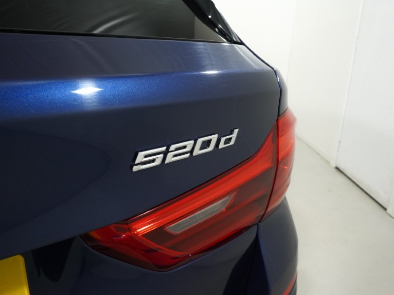 2018 (68) BMW 5 SERIES 520d SE 5dr Auto 5847417