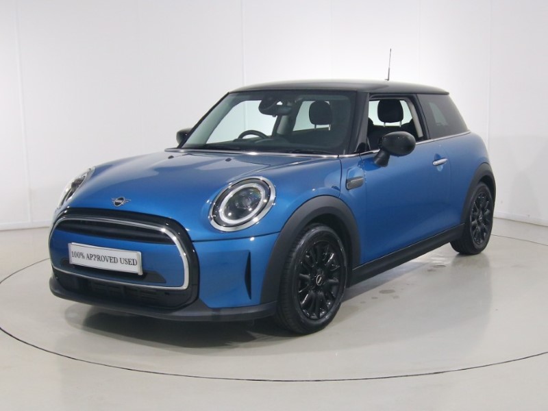 2024 (24) MINI HATCHBACK 1.5 Cooper Classic 3dr Auto 5841819