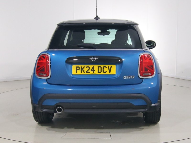 2024 (24) MINI HATCHBACK 1.5 Cooper Classic 3dr Auto 5841822
