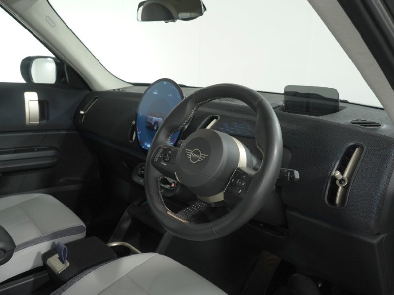 2024 (74) MINI COUNTRYMAN 1.5 C Classic 5dr Auto 5851613