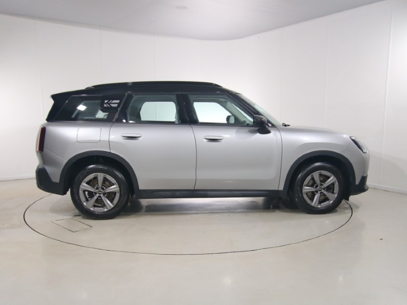 2024 (74) MINI COUNTRYMAN 1.5 C Classic 5dr Auto 5851652