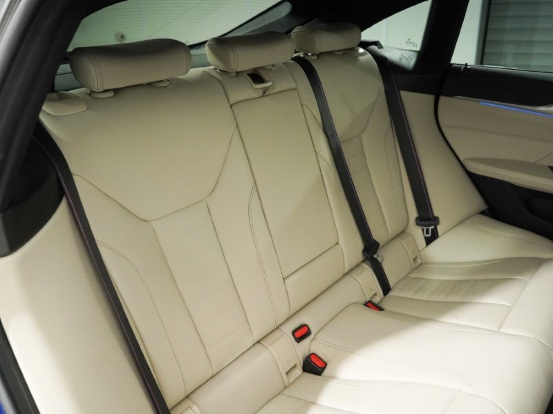 2022 (72) BMW I4 250kW eDrive40 M Sport 83.9kWh 5dr Auto 5835976