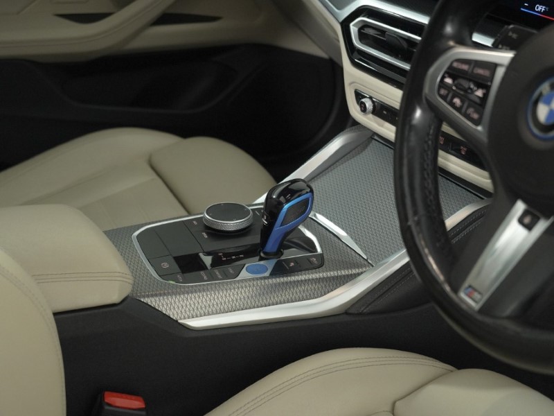 2022 (72) BMW I4 250kW eDrive40 M Sport 83.9kWh 5dr Auto 5835979