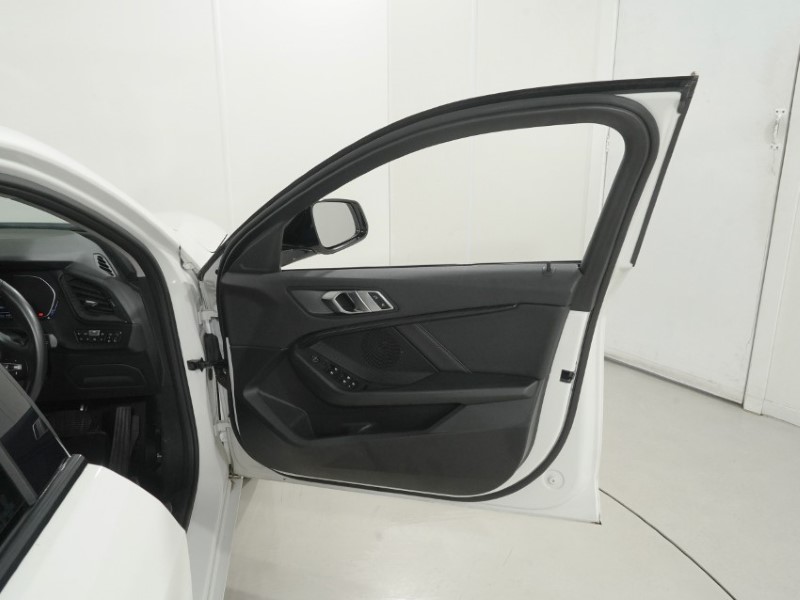 2020 (70) BMW 1 SERIES 118i Sport 5dr Step Auto 5844000