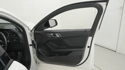 2020 (70) BMW 1 SERIES 118i Sport 5dr Step Auto 5844000