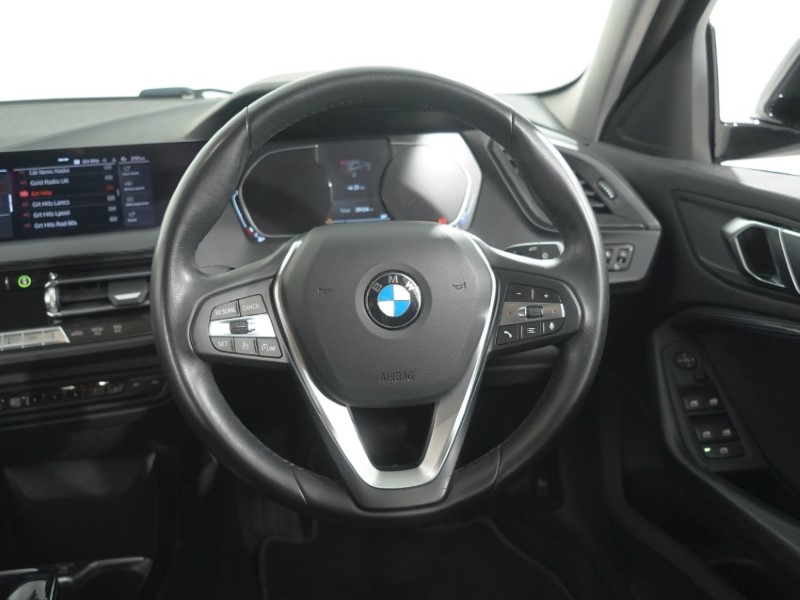 2020 (70) BMW 1 SERIES 118i Sport 5dr Step Auto 5843994