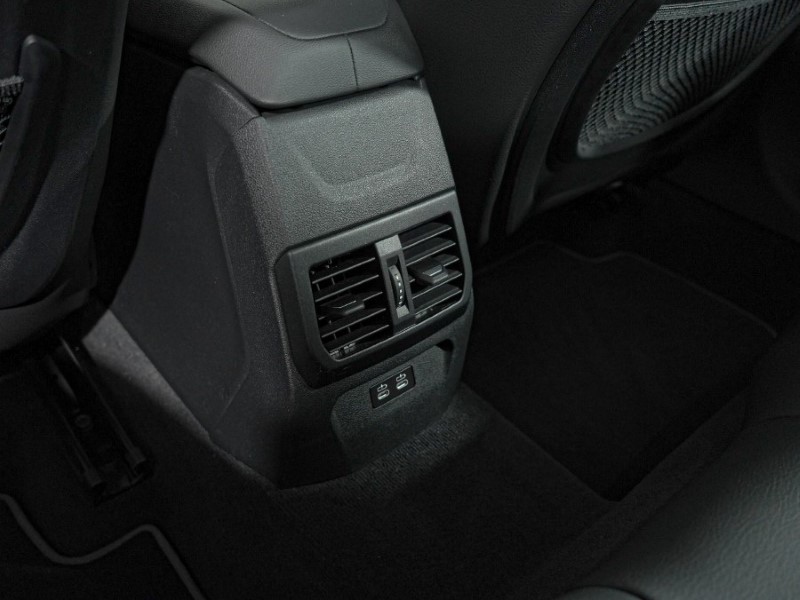 2023 (23) BMW 2 SERIES 218i [136] Sport 4dr [Live Cockpit Professional] 5841977