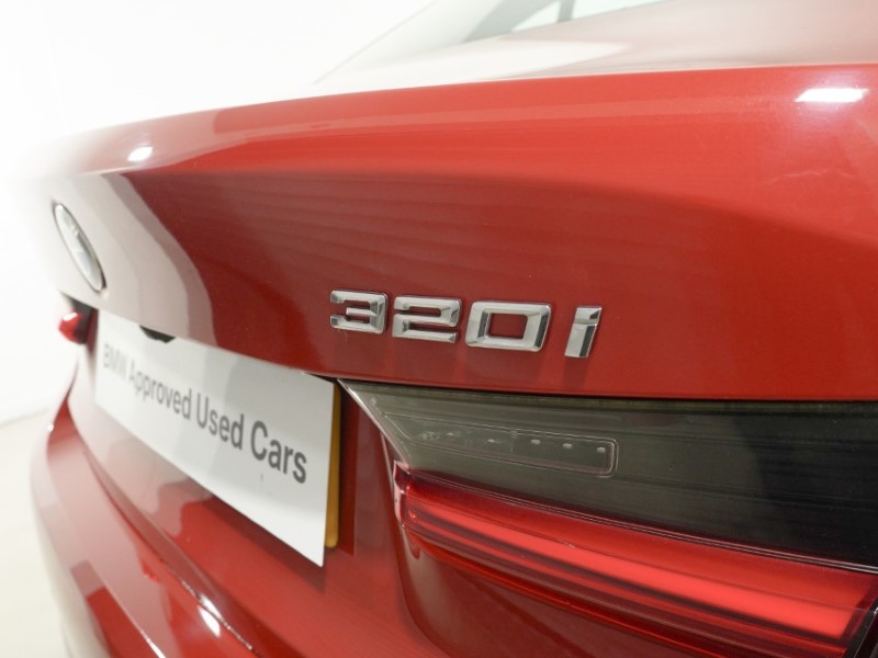 2020 (70) BMW 3 SERIES 320i Sport 4dr Step Auto 5869726