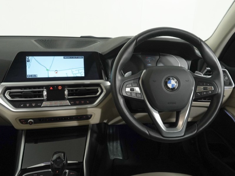 2020 (70) BMW 3 SERIES 320i Sport 4dr Step Auto 5869734