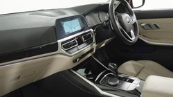 2020 (70) BMW 3 SERIES 320i Sport 4dr Step Auto 5869732