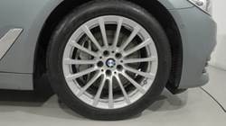 2017 (67) BMW 5 SERIES 540i xDrive SE 5dr Auto 5850178
