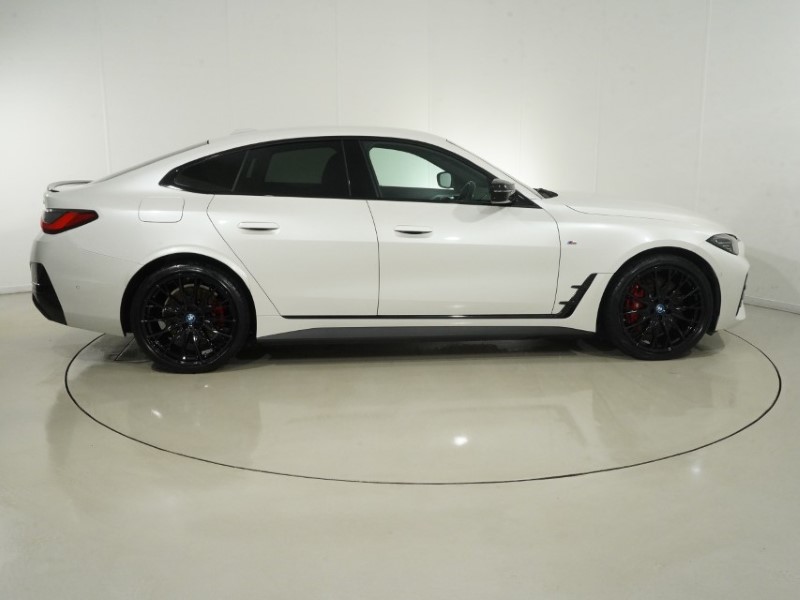 2023 (23) BMW I4 400kW M50 83.9kWh 5dr Auto 5879637