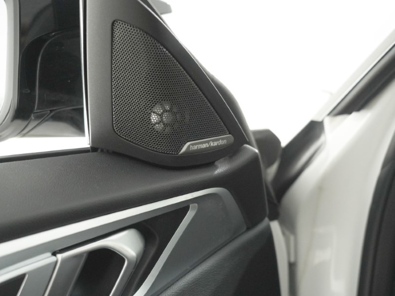 2023 (23) BMW I4 400kW M50 83.9kWh 5dr Auto 5866136