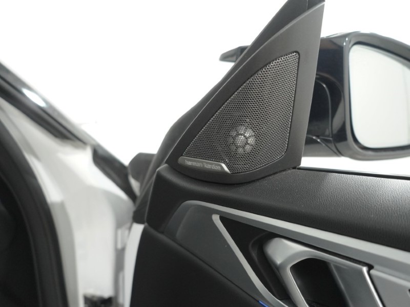 2023 (23) BMW I4 400kW M50 83.9kWh 5dr Auto 5866096