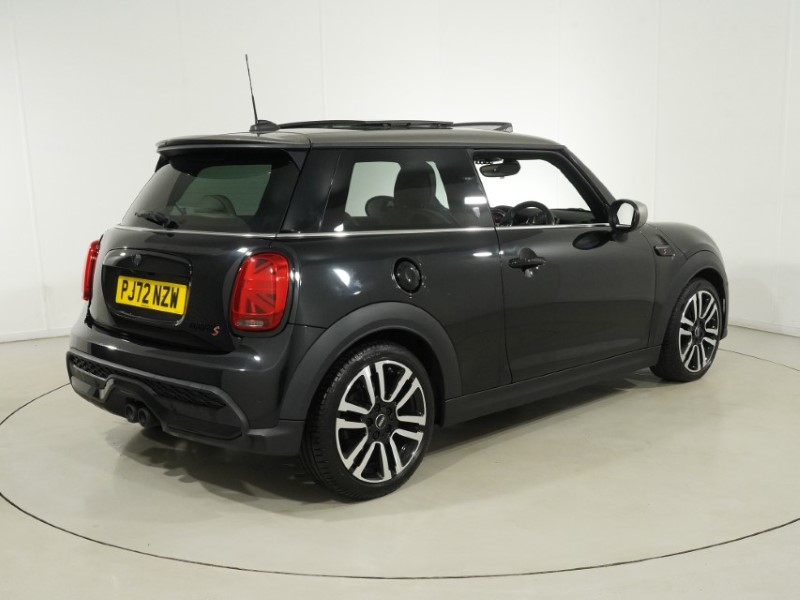 2022 (72) MINI HATCHBACK 2.0 Cooper S Exclusive 3dr Auto 5861390