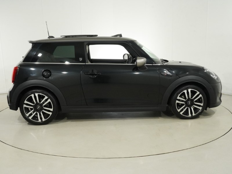 2022 (72) MINI HATCHBACK 2.0 Cooper S Exclusive 3dr Auto 5861391
