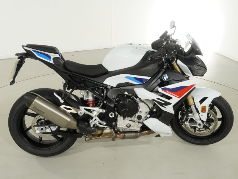 2026 (75) BMW Motorrad S1000 R Sport with M Pack (25MY)